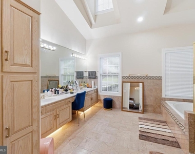 13010 Boswell Court - Photo Thumbnail 19