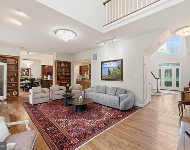 13010 Boswell Court - Photo Thumbnail 5