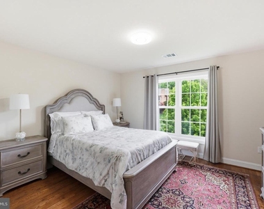 13010 Boswell Court - Photo Thumbnail 14