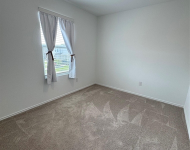 63 Trinity Cir - Photo Thumbnail 10
