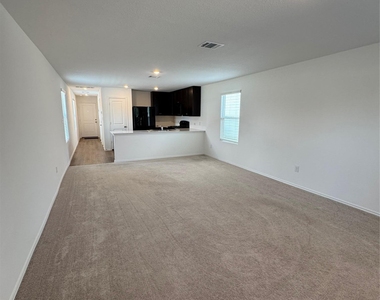 63 Trinity Cir - Photo Thumbnail 5