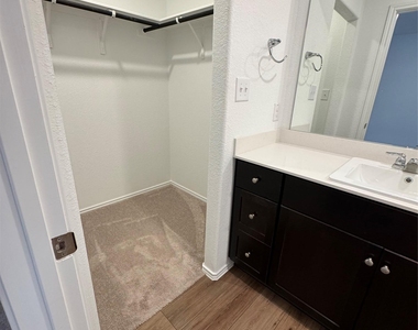 63 Trinity Cir - Photo Thumbnail 8