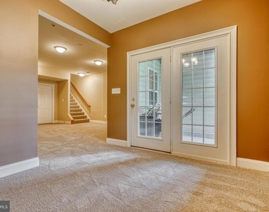 8112 Winding Ross Way - Photo Thumbnail 17