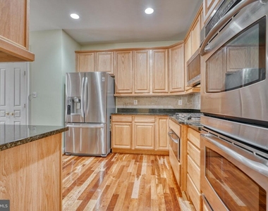 8112 Winding Ross Way - Photo Thumbnail 37
