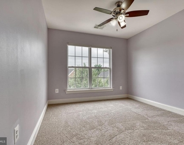 8112 Winding Ross Way - Photo Thumbnail 53