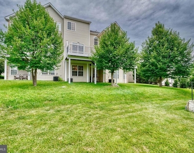 8112 Winding Ross Way - Photo Thumbnail 9