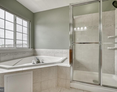 8112 Winding Ross Way - Photo Thumbnail 74