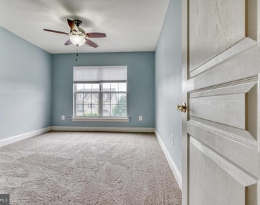 8112 Winding Ross Way - Photo Thumbnail 56