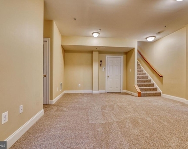 8112 Winding Ross Way - Photo Thumbnail 14