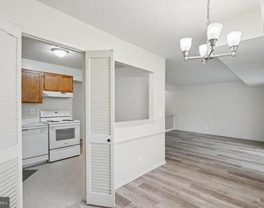 208 Timber Trail - Photo Thumbnail 17