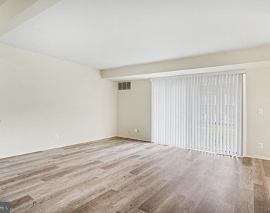 208 Timber Trail - Photo Thumbnail 8