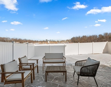 1801 Rankokus Drive - Photo Thumbnail 36