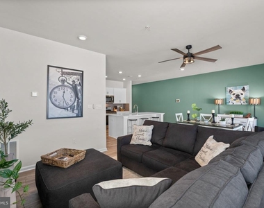 1801 Rankokus Drive - Photo Thumbnail 3