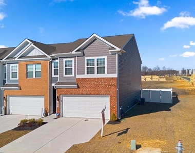 1801 Rankokus Drive - Photo Thumbnail 43