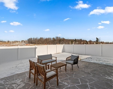 1801 Rankokus Drive - Photo Thumbnail 35