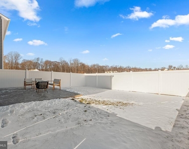 1801 Rankokus Drive - Photo Thumbnail 37