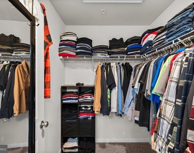1801 Rankokus Drive - Photo Thumbnail 21