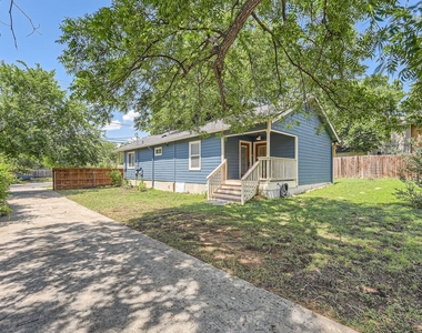 2929 E Martin Luther King Jr Blvd - Photo Thumbnail 26