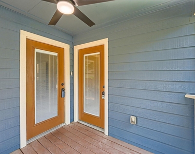 2929 E Martin Luther King Jr Blvd - Photo Thumbnail 25