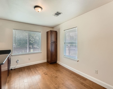 2929 E Martin Luther King Jr Blvd - Photo Thumbnail 8