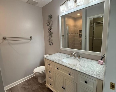 1064 Jeanett Way - Photo Thumbnail 18
