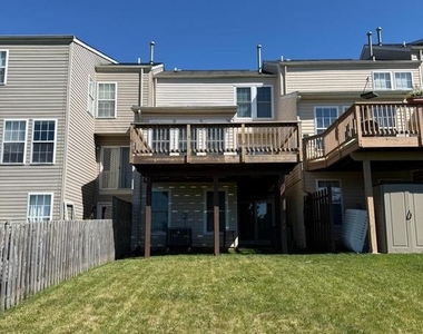 1064 Jeanett Way - Photo Thumbnail 42