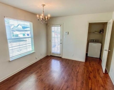 915 Alamo Plaza Dr - Photo Thumbnail 4