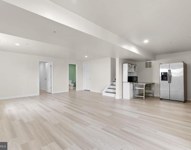 310 Mackintosh Road - Photo Thumbnail 38