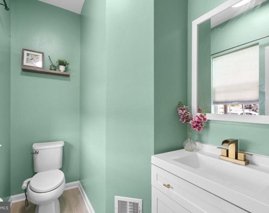 310 Mackintosh Road - Photo Thumbnail 25