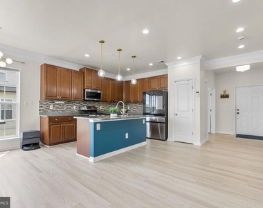 310 Mackintosh Road - Photo Thumbnail 18