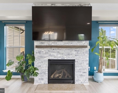 310 Mackintosh Road - Photo Thumbnail 14