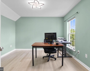 310 Mackintosh Road - Photo Thumbnail 30
