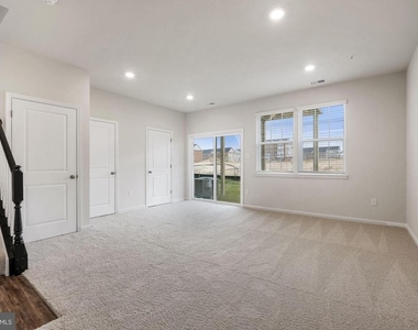 5131 Constitution Street - Photo Thumbnail 23
