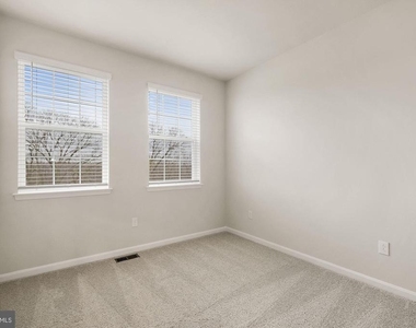 5131 Constitution Street - Photo Thumbnail 19