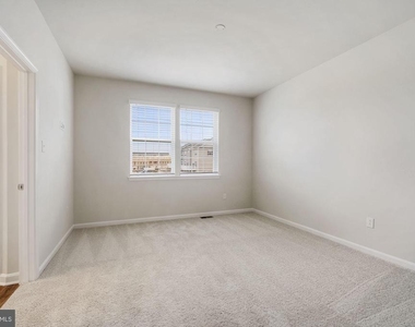 5131 Constitution Street - Photo Thumbnail 15