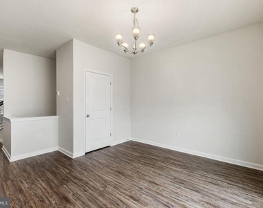 5131 Constitution Street - Photo Thumbnail 9
