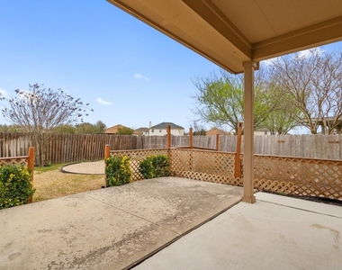 652 Dark Horse Ln - Photo Thumbnail 30