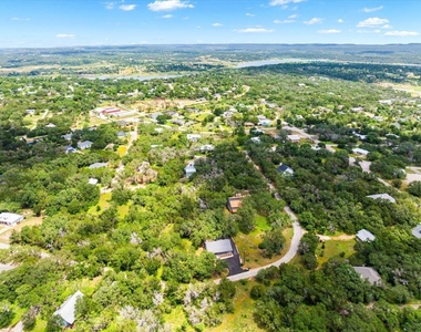 408 Breezing Ln - Photo Thumbnail 35