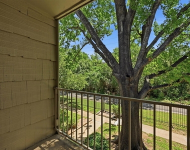9009 N Plaza Dr - Photo Thumbnail 20