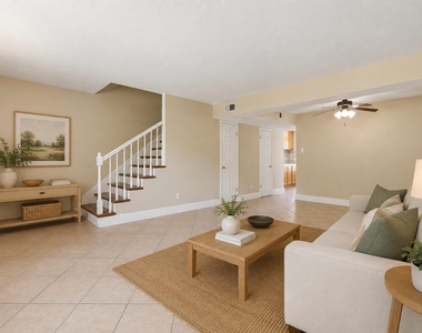 9009 N Plaza Dr - Photo Thumbnail 4