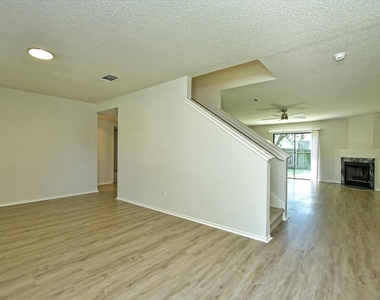 1201 Pike Path - Photo Thumbnail 5