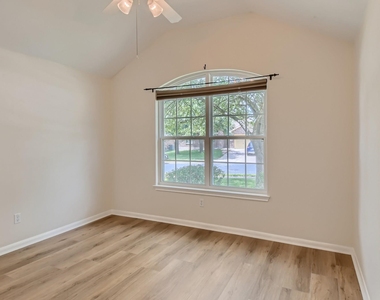116 Copperwood Loop - Photo Thumbnail 20