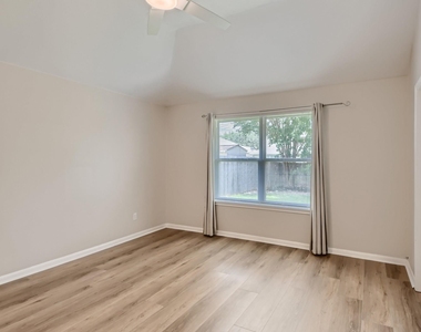 116 Copperwood Loop - Photo Thumbnail 15