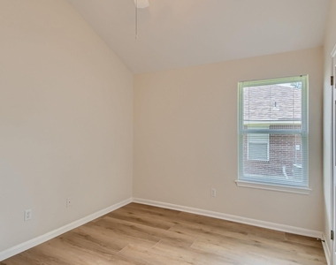 116 Copperwood Loop - Photo Thumbnail 19
