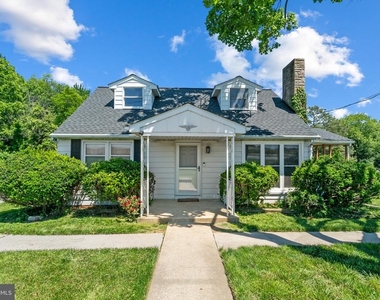 15605 Hanover Pike - Photo Thumbnail 3