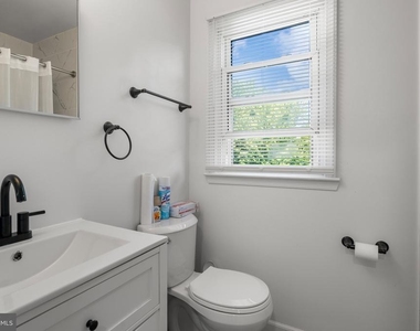 15605 Hanover Pike - Photo Thumbnail 15