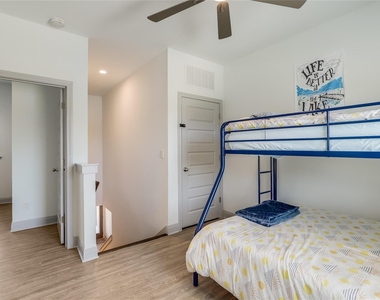 18814 Nicklaus Dr - Photo Thumbnail 16