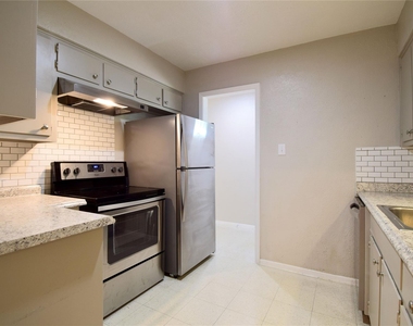 5936 Cherry Loop - Photo Thumbnail 7