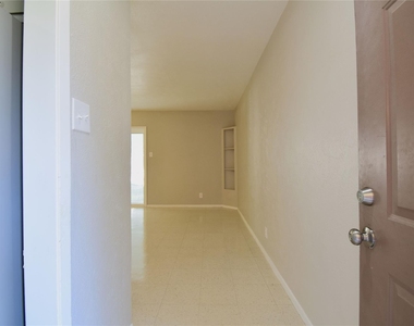 5936 Cherry Loop - Photo Thumbnail 3