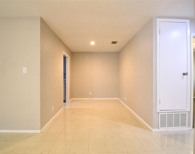 5936 Cherry Loop - Photo Thumbnail 6